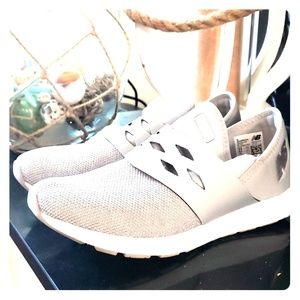 New Balance slip on tennis shoes